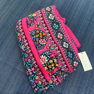 NWT - Vera Bradley Soft Fringe Scarf in Kaleidoscope
